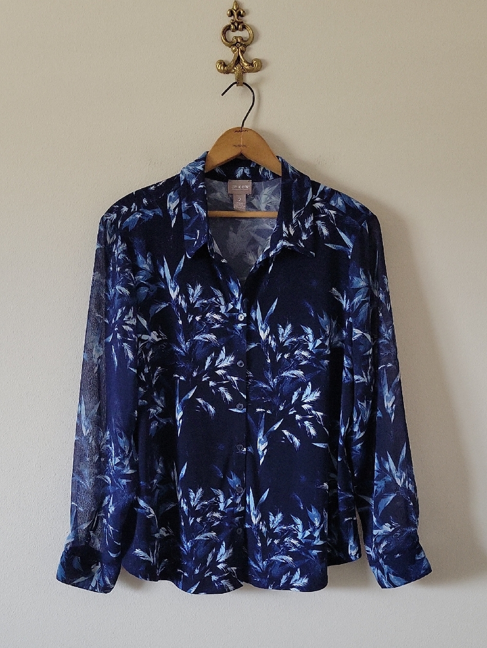 Chico's Deep Blue Sheer Long Sleeve Button Down Stretch Knit Shirt‎ Size Large